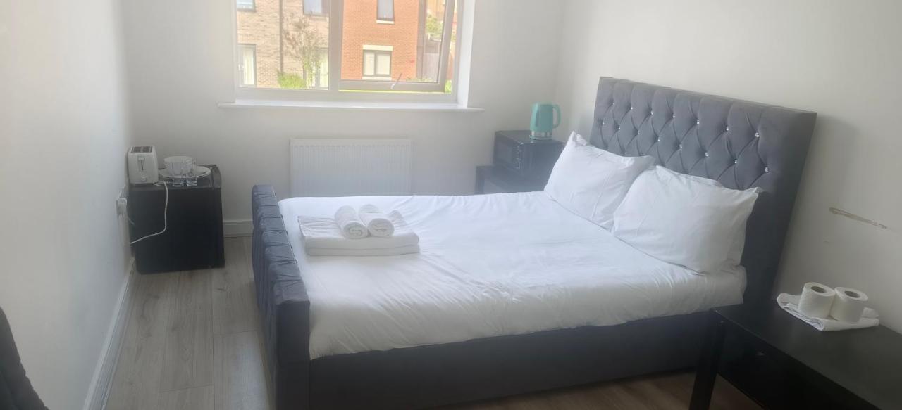 Free Car Park And Walk To Coop, Etihad , Piccadilly Manchester Exterior foto